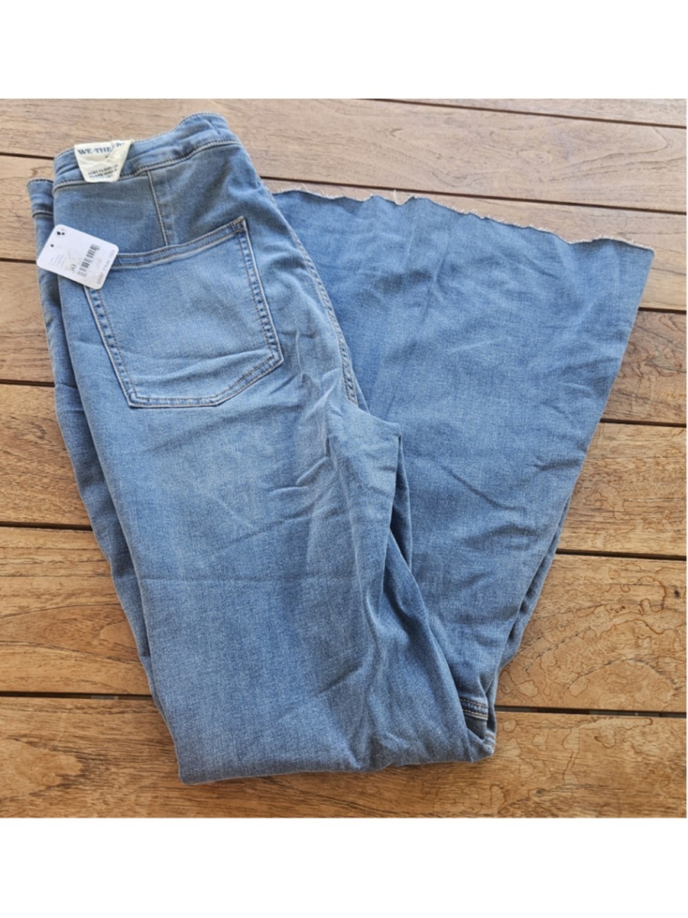 NWT We The Free Just Float On Flare Bell Bottom Jeans in Love Letters Size 30 - Picture 7 of 8
